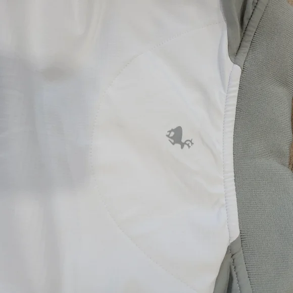 Michel Rouen Men's Performance White and Gray Quarter-Zip Pullover Size XL - Picture 9 of 10